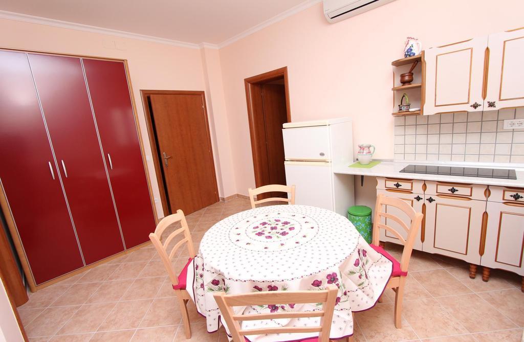 Apartments Casa Menis Rovinj Rom bilde