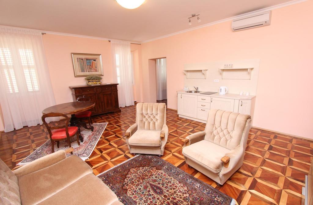 Apartments Casa Menis Rovinj Rom bilde
